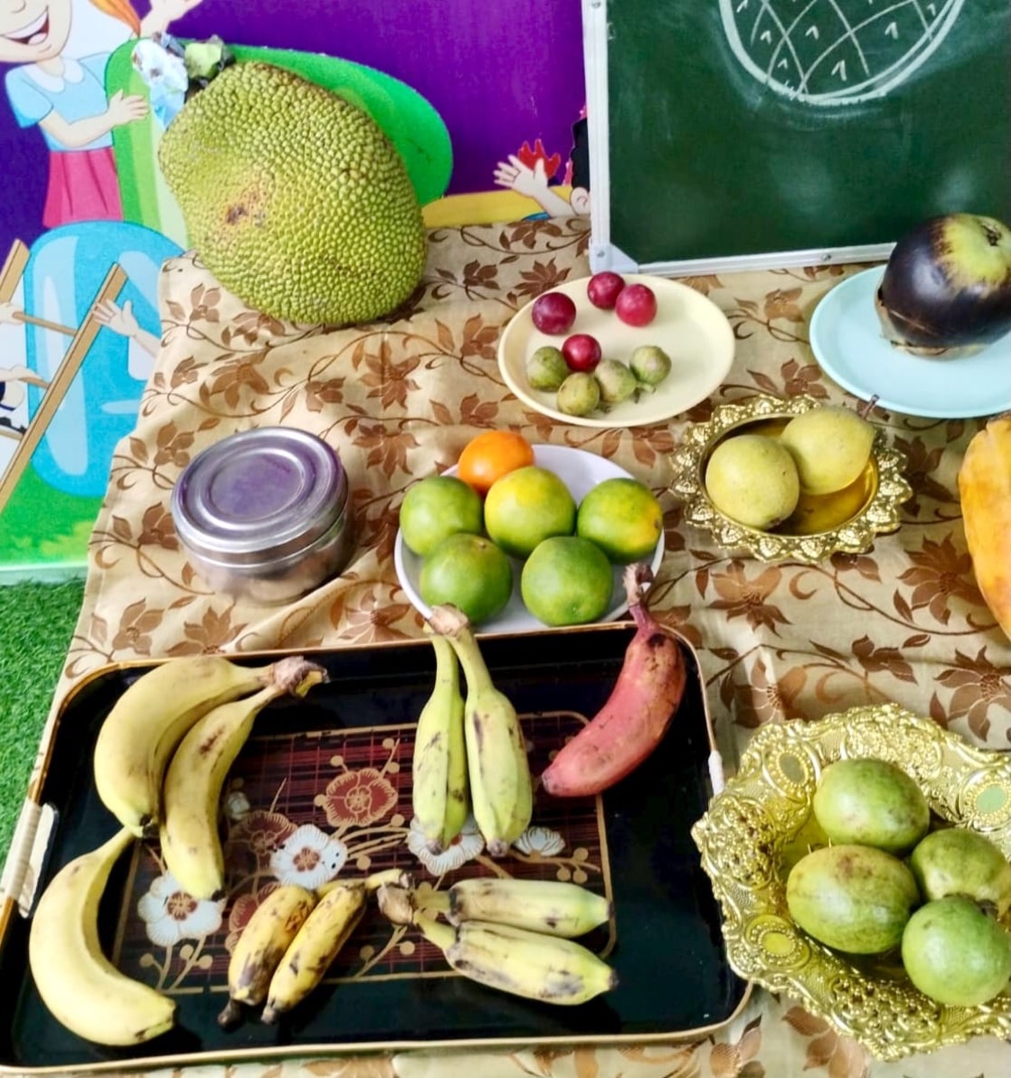 Fruits day group