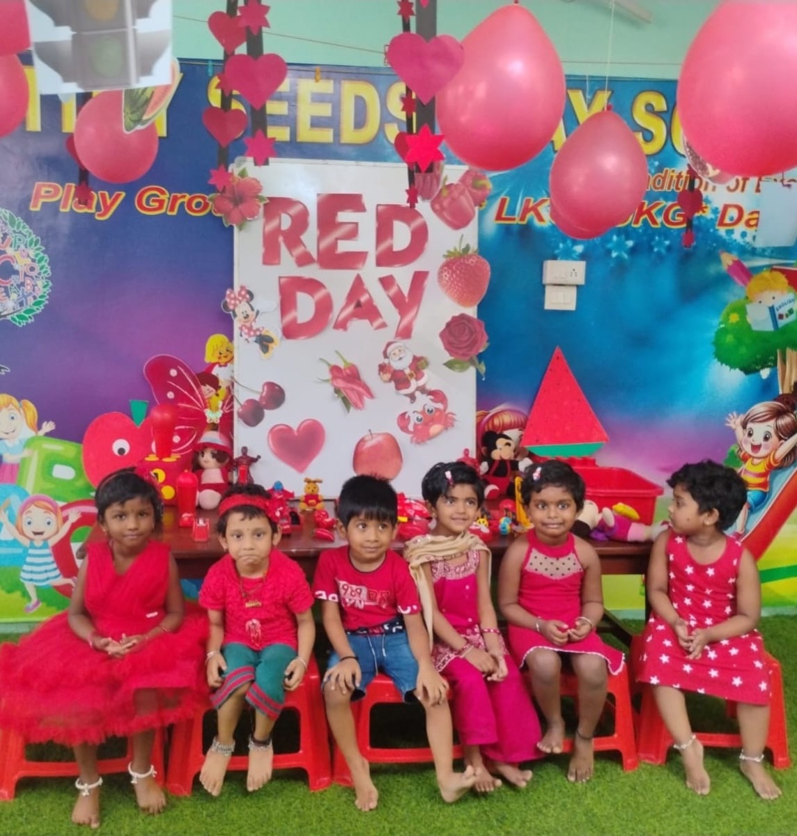 Red day group